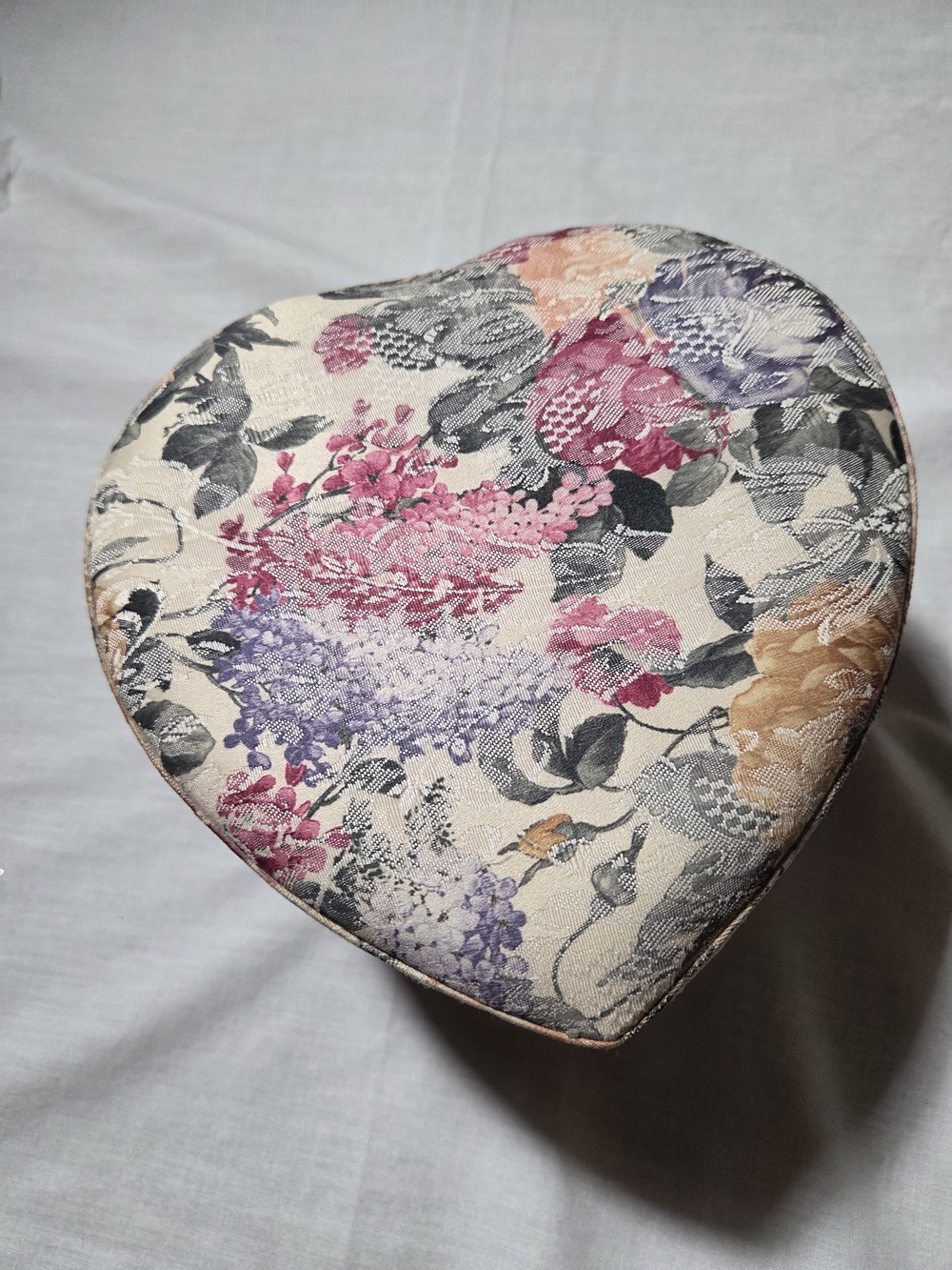 Floral Heart-Shaped Decorative Box - Multicolor